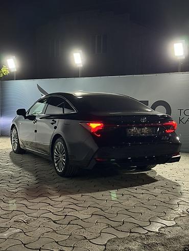 тайота аванте: Toyota Avalon: 2019 г., 2.5 л, Вариатор, Гибрид, Седан — 5