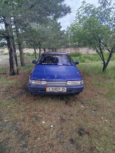 Mazda: Mazda 626: 1990 г., 2 л, Механика, Бензин, Седан