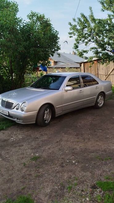Mercedes-Benz: Mercedes-Benz E-Class: 2001 г., 3.2 л, Автомат, Бензин, Седан