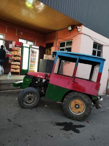 ot doğrayan aparat: Mini Traktor ( baha olmağnın səbəbi üsdündə 1 lapet 3 nəfərlik 3