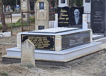 Digər xidmətlər: Qəbirüstü abidə və məzar kompleksi hazırlığı Xidmətin məzmunu: - — 4