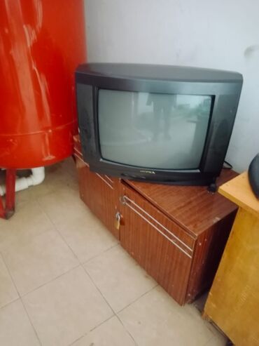 riffel tv qiymeti: SUpra televizor

Komplekt:
- Televizor