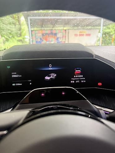 Geely: Zeekr 001: 0.1 л | 2024 г. Лифтбек — 6