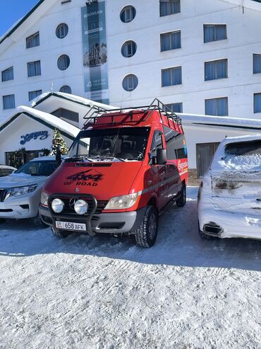 помпа на спринтер: Mercedes-Benz Sprinter: 2000 г., 2.7 л, Механика, Дизель, Бус