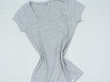 T-shirts: Women`s T-shirt, S (EU 36)