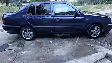a8 d2: Volkswagen Vento: 1997 г., Механика, Седан — 3