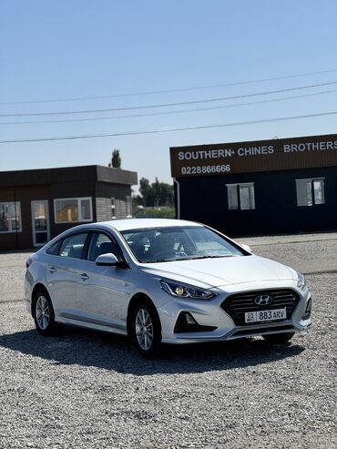 б в: Hyundai Sonata: 2019 г., 2 л, Механика, Газ