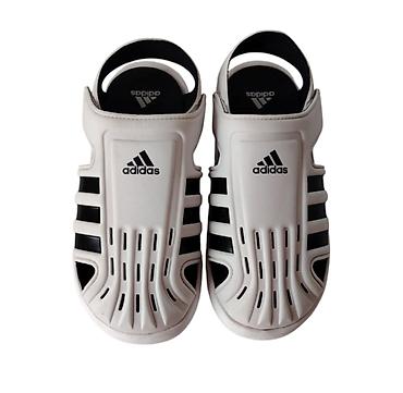 clockhouse jakne: Nove Adidas sandale za dečake 34,ug 21cm - Dizajn: otvoreni prsti i — 3
