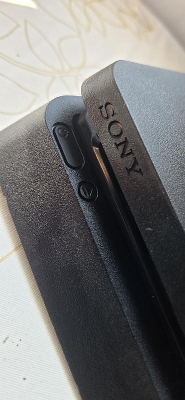 playstion 4: PlayStation 4 (PS4) Slim komplekt - Konsol: PS4 Slim, qara rəng — 9