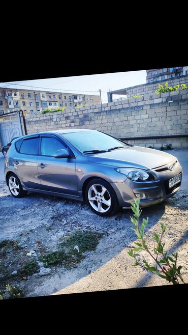 Disk təkərlər: İşlənmiş Disk təkər Hyundai 145 / 35 / R 17, 5 Boltlu