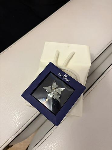 Aksesuarlar: Swarovski bəzək aksessuarı – qar dənəciyi formasında kristal asılqan — 1