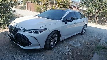 mazda axela: Toyota Avalon: 2021 г., 2.5 л, Гибрид, Седан — 6
