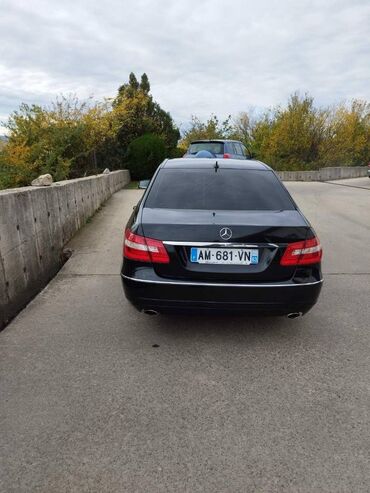 Mercedes-Benz: Mercedes-Benz E 300: 3 l. | 2011 έ. Λιμουζίνα — 3