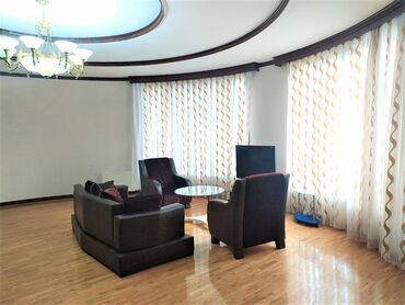 Uzunmüddətli kirayə mənzillər: Nəsimi rayonu, Zabitlər parkı yaxınlığında, “AF Center” binasında 4 — 6