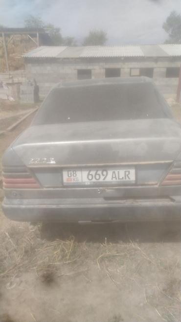 Mercedes-Benz: Mercedes-Benz W124: 1989 г., 2.3 л, Механика, Бензин, Седан — 13