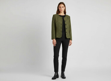 Women's Clothing: Women's blazer, size M