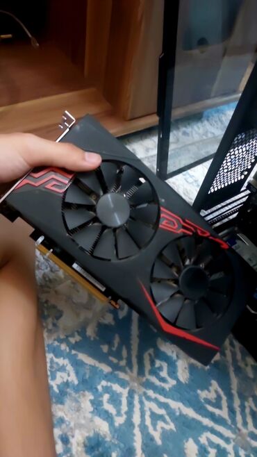 Видеокарты: Видеокарта, Б/у, AMD, Radeon RX, 4 ГБ, Для ПК