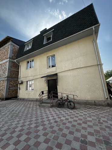 снимать квартиру в бишкек: 1 комната, 18 м², Элитка, 3 этаж, Евроремонт