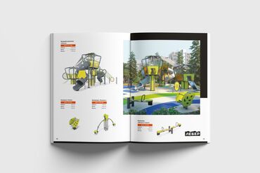 Графические дизайнеры: Графический дизайнер — 3