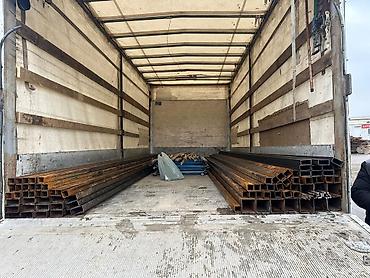 Metal məhsulları: Müxtəlif ölçülü kvadrat metal profillər. Bu profillər tikinti və — 2