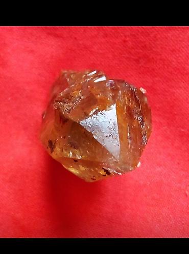 Kristali i minerali: Prirodni kvarcni kristal – sirovi komad - Materijal: prirodni kvarc — 11