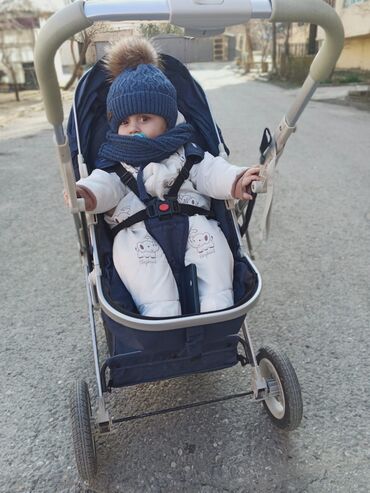 uşak arabası: Klassik gəzinti arabası, Cins: Oğlan, Yaş: 6-12 ay, Ünvandan götürmə