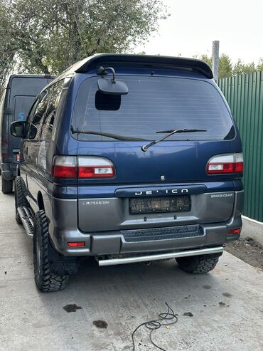 прожектор для машины: Mitsubishi Delica: 1996 г., 2.8 л, Автомат, Дизель, Минивэн