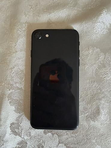 iphone se telefon: IPhone SE 2020, 128 GB, Qara, Barmaq izi — 3