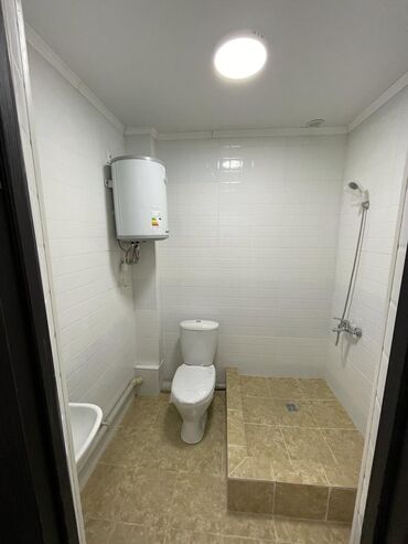 Долгосрочная аренда квартир: 1 комната, Риэлтор, Без подселения, Без мебели — 3