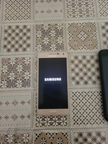чехол на телефон fly nimbus 8: Samsung Galaxy A5 2016, 2 ГБ, цвет - Золотой, Сенсорный