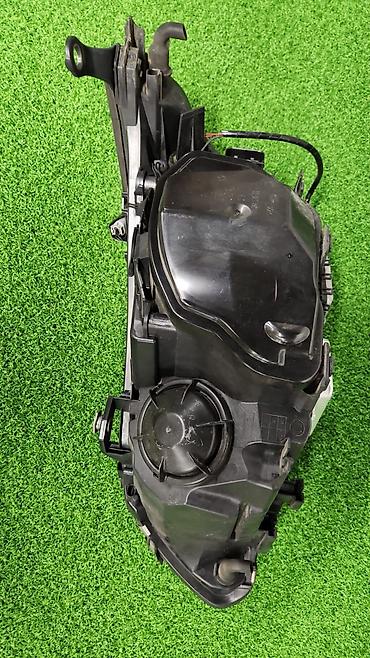 Передние фары: Передняя правая фара BMW 2009 г., Б/у, Оригинал, Германия — 2