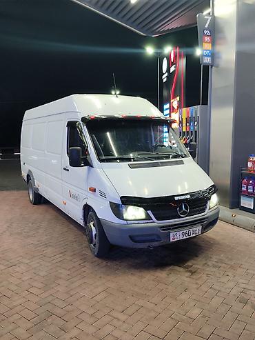 Коммерческий транспорт: 2003 год объём 2.7 хорошем состоянии Mercedes-Benz Sprinter (длинная — 7