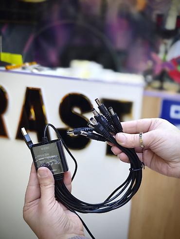 cat 5 kabel: Adapter enerji bloku, qida bloku, piano adapter piano adaptr Elektro — 1