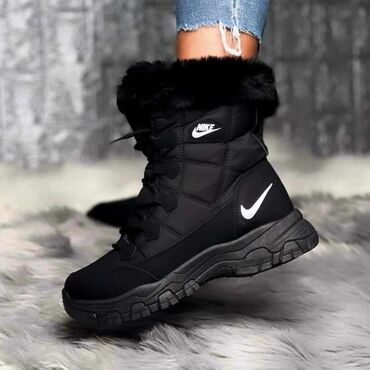 nike patike zenske tn: Ankle boots, Nike, 40