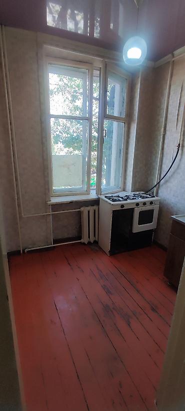 Продажа квартир: 1 комната, 26 м², Пишпек Хрущевка, 2 этаж, Требуется ремонт — 3
