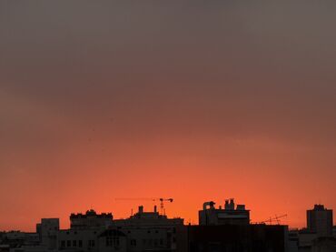 я познаю мир: Фотопостер «Городской закат» - Авторская фотография: силуэты