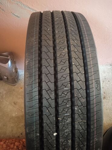 h m beli sako: Nove gume iz uvoza premijum klase pogonske Continetal 275/70 R22.5