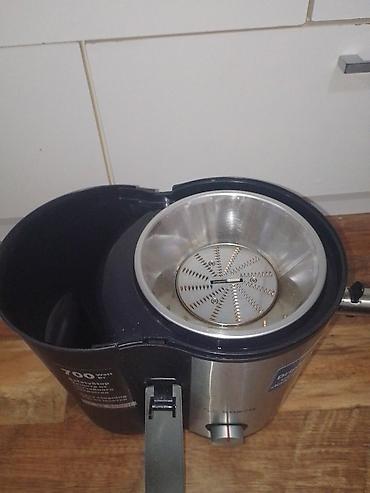 Sokovnici: Sokovnik BOSCH je potpuno ispravan sa veoma sitnim tragovima — 15