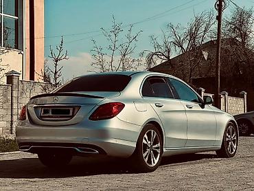 performance: Mercedes-Benz C-Class: 2018 г., Дизель, Седан — 2