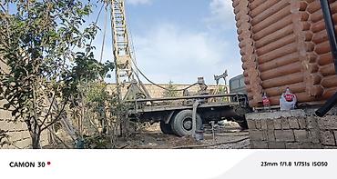 a frame satilir: Qazma xidməti – artezian/quyu suyumasinla qazma qurğusu ilə yaşayış — 2
