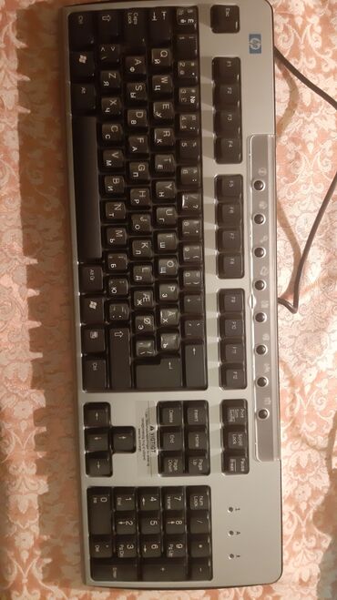 клавиатура ps2: Продаю компьютерную клавиатуру, новая, не пользовались, раб.состояние