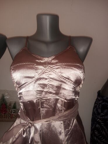 reserved haljine za devojcice: Zenska nova i polivna garderoba cene vec od 200din