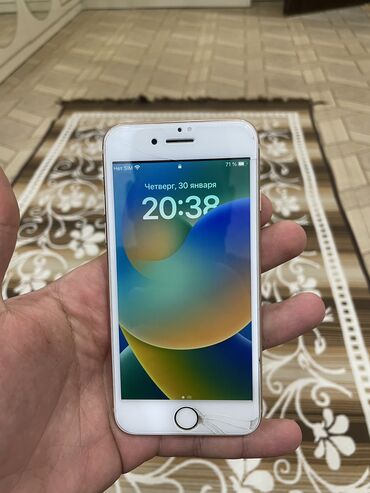 ayfon 3: IPhone 8, 32 GB, Matte Gold