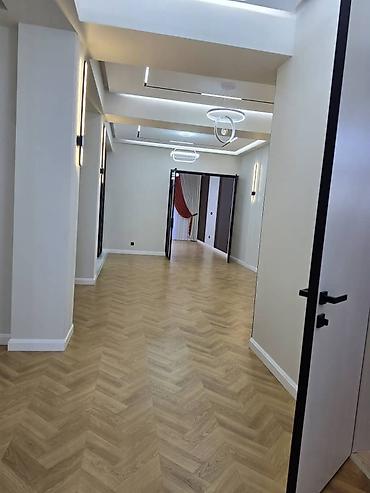 хату: 6 комнат и более, 400 м², 8 соток, Бишкек — 9