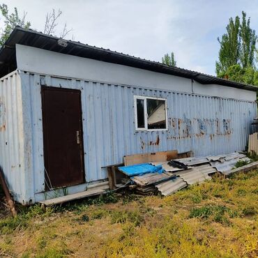 Вагоны: Продается металлический контейнер, переоборудованный под жилое или