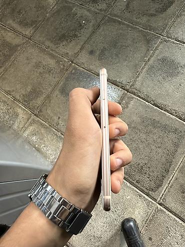 iphone 13 dubay qiymeti: IPhone 8, Qızılı, Qırıq, Barmaq izi — 4