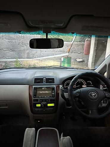 g2 master: Toyota Ipsum: 2001 г., 2.4 л, Автомат, Бензин, Минивэн — 7