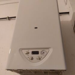 esenjor kombi: Kombi Baykan 28 kw 2 esenjor zemanetle Türkiyə istehsalı