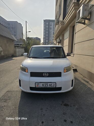 на ленд крузер: Toyota ist: 2009 г., 2.4 л, Типтроник, Бензин, Универсал