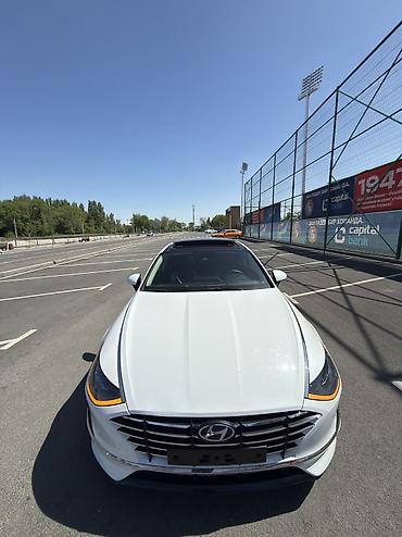 Hyundai: Hyundai Sonata: 2019 г., 2 л, Автомат, Газ, Седан — 27